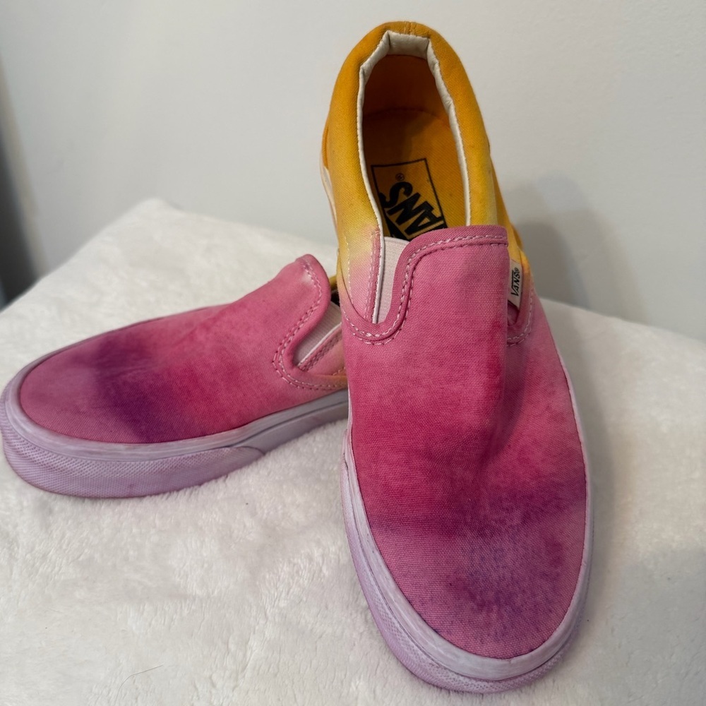 Vans Size 6 Classic Slip-On Pink Yellow Ombré